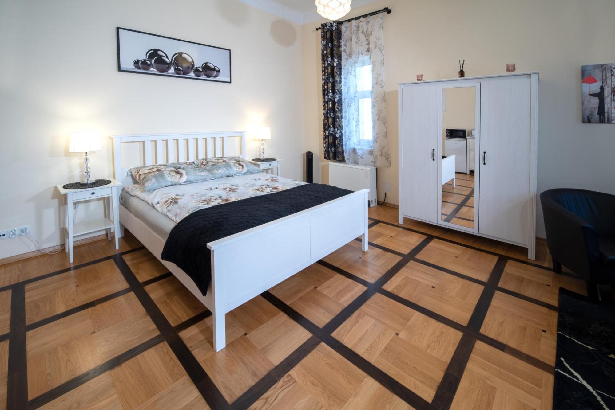 Apartament Moments Stare Miasto Style And Comfort Netflix Краков Экстерьер фото